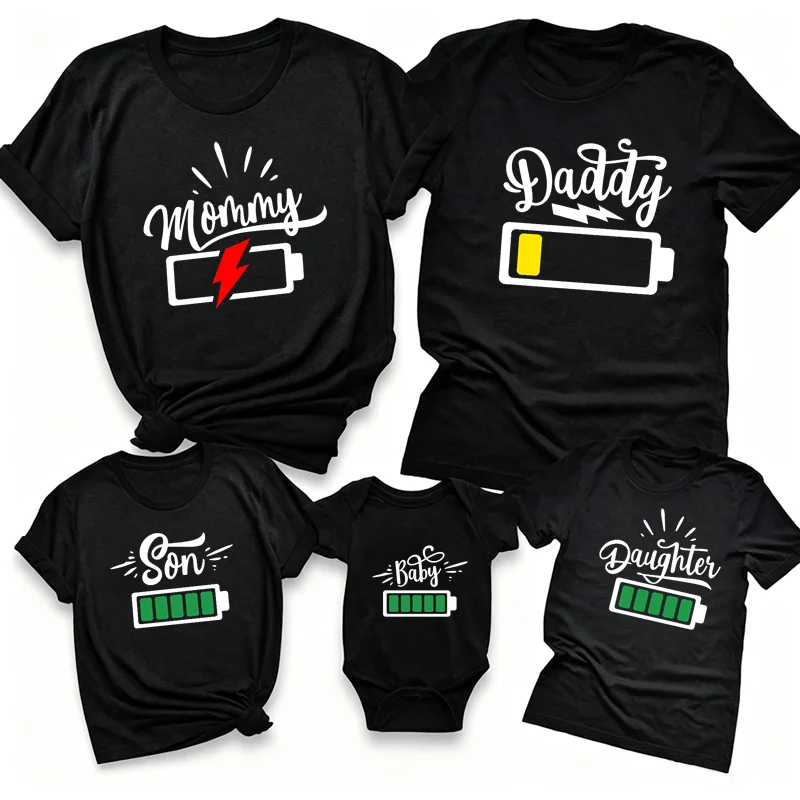面白いお揃いの家族バッテリーティーシャツ、ママ、パパ、息子、 - Plant Parent T Shirt のレビューと価格
